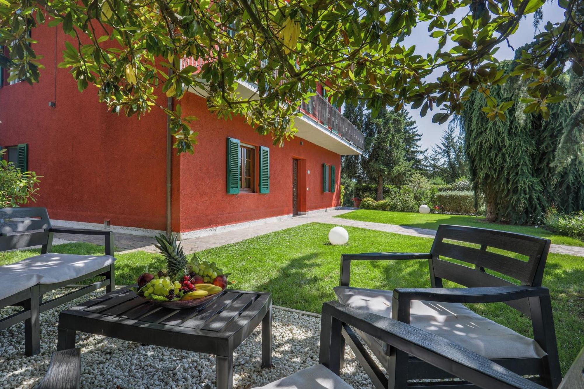 Villa Sissi Arliano エクステリア 写真